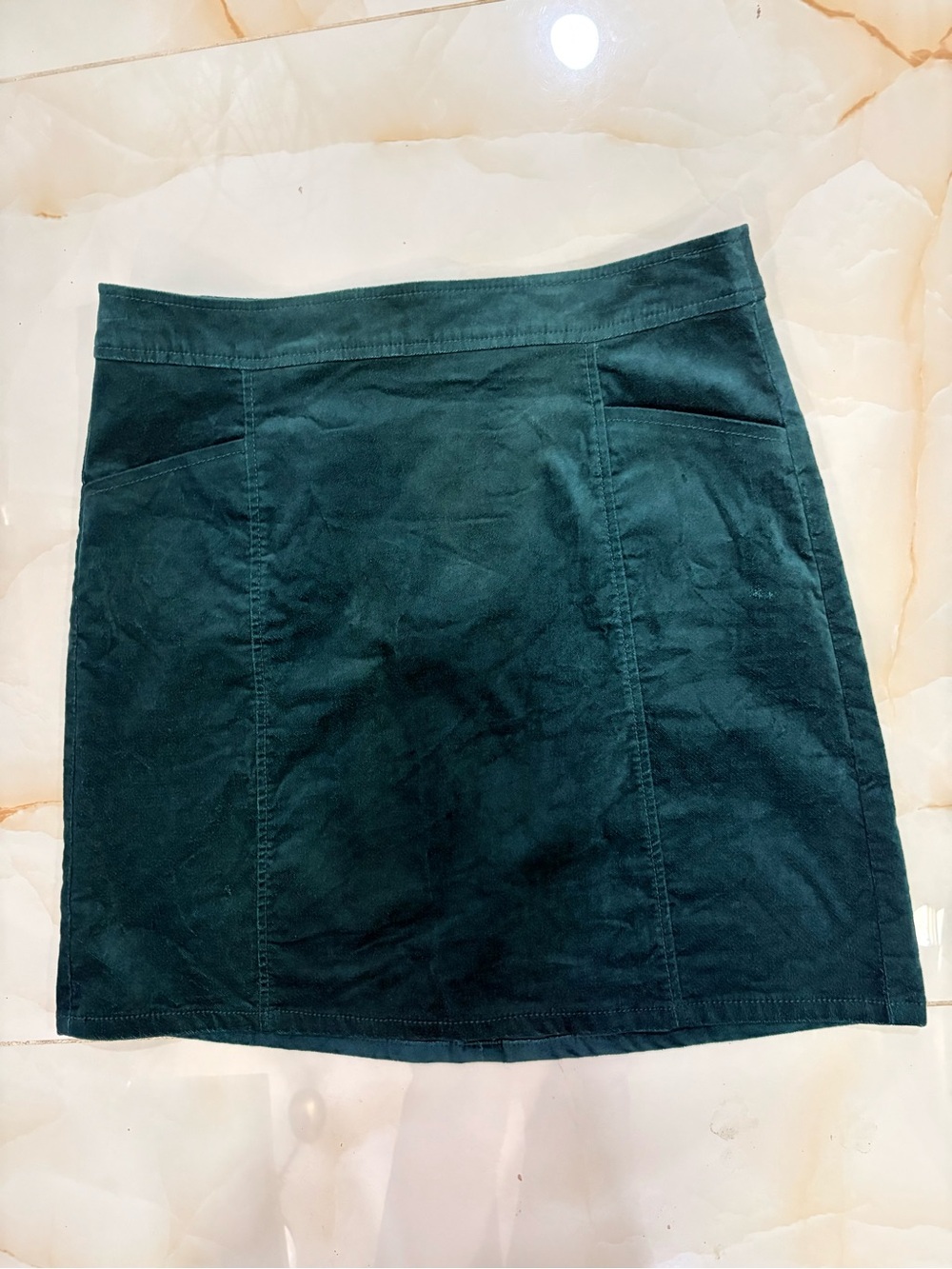 LOFT Forest Green Faux Suede Velvet Microfiber Mini Skirt Womens Size 4 Holiday